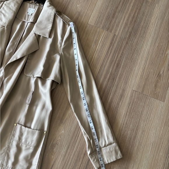 A New Day Trench Coat Jacket Beige Belted Womens S Preppy Classic Old Money - Picture 8 of 11